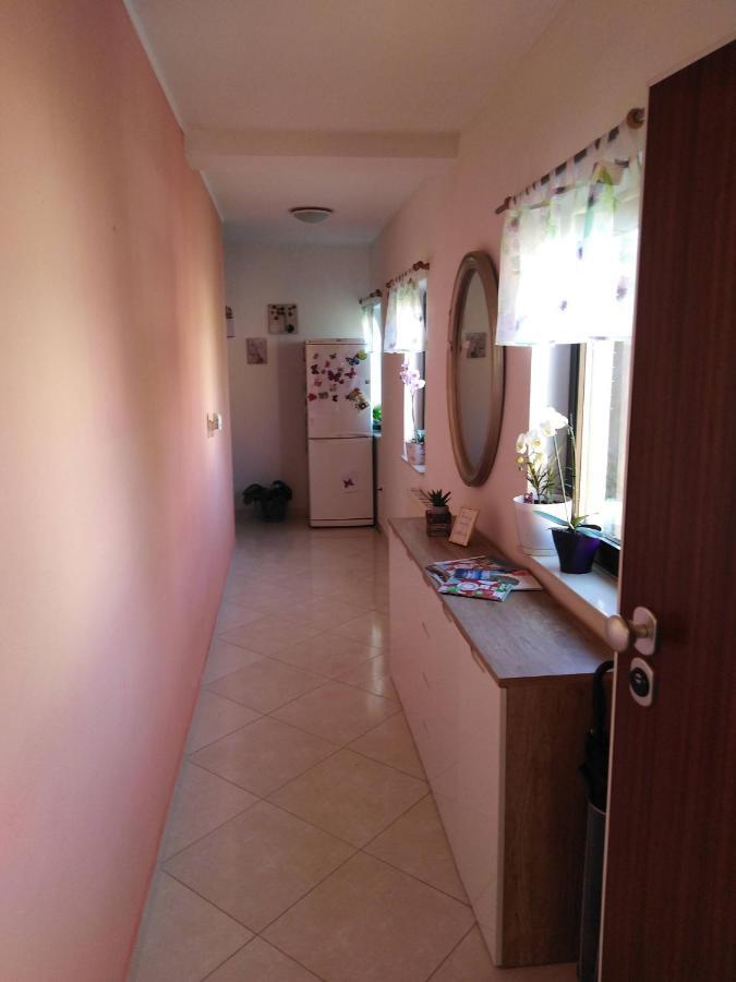 Appartamento Luciana Zara Esterno foto